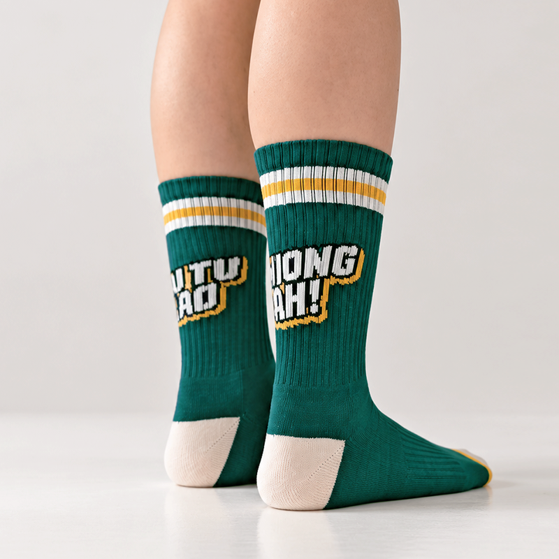 Mai Tu Liao/ Chiong Ah Crew Socks
