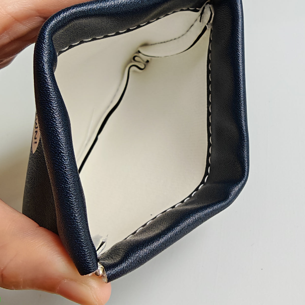 Tired Self-Closing Pouch 2-Piece Set